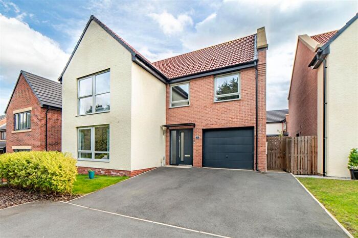 4 Bedroom Detached House For Sale In Dahlia Road, Callerton, NE5