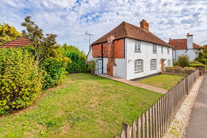 3 Bedroom Semi-Detached House For Sale In The Street, Kennington, Ashford, Kent, TN24