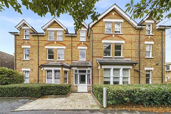 1 Bedroom Flat For Sale In Pencroft Drive, West Dartford, West Dartfor, Kent, DA1