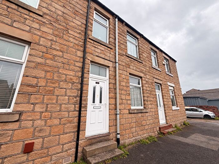 2 Bedroom Terraced House To Rent In School Street, Dewsbury, WF13