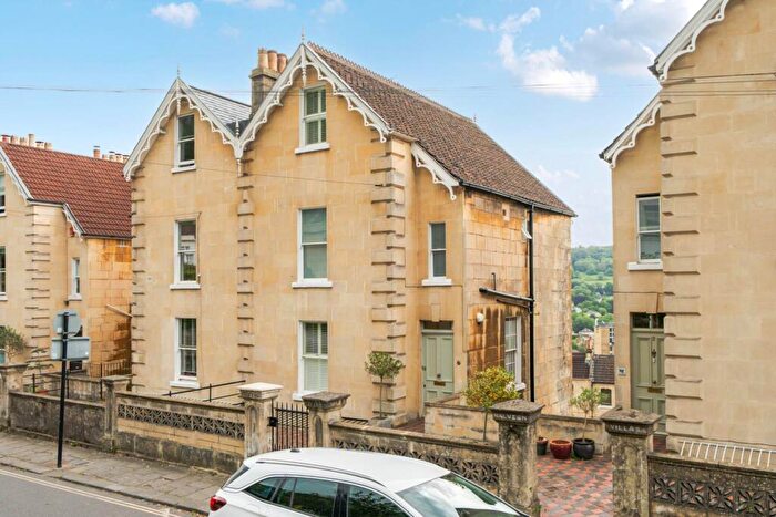 3 Bedroom Semi-Detached House For Sale In Malvern Villas, Bath, BA1