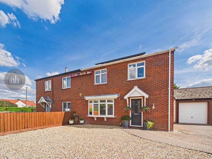 3 Bedroom Semi-Detached House For Sale In Jubilee Terrace, Elmswell, IP30