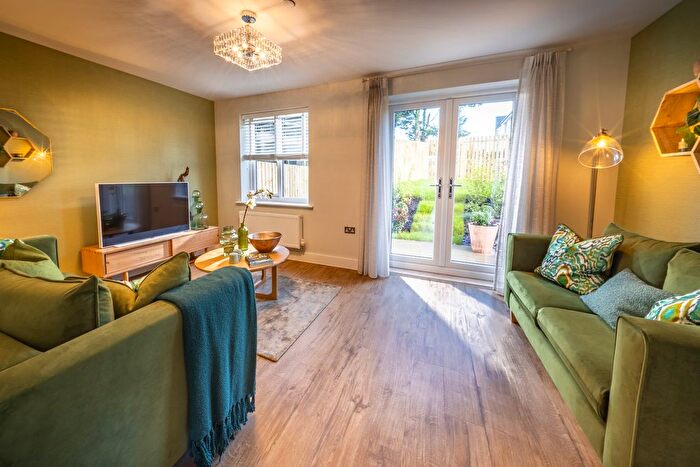 3 Bedroom Semi-Detached House For Sale In Freeman Drive, Ludgershall, SP11