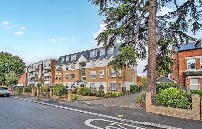 3 Bedroom Flat To Rent In Woodstock Grange, Grange Road, London, W5