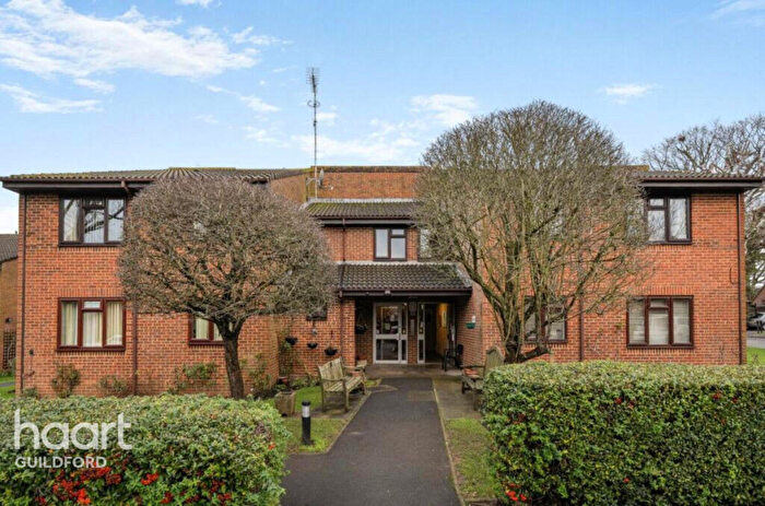 1 Bedroom Apartment To Rent In Tarragon Drive, Guildford, GU2