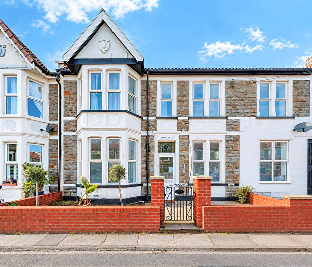 1 Bedroom Flat For Sale In Ground Floor Flat, Wick Road, Brislington, Bristol, BS4