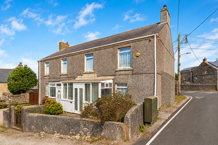 3 Bedroom Semi-Detached House For Sale In Trelavour Square, St. Dennis, PL26
