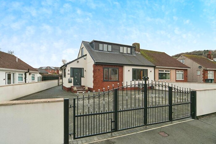 4 Bedroom Semi-Detached House For Sale In Ronald Avenue, Llandudno Junction, Conwy, LL31
