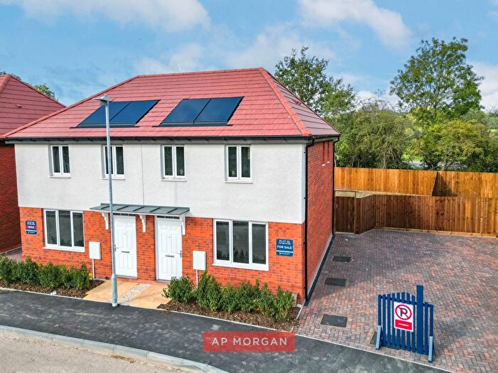 3 Bedroom Semi-Detached House For Sale In Arrowgreen View, Dagnell End Road, Redditch, Worcestershire, B98