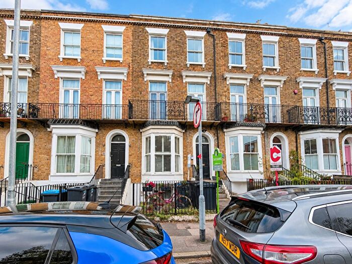 2 Bedroom Flat To Rent In Westbrook Gardens, Margate, Kent, CT9