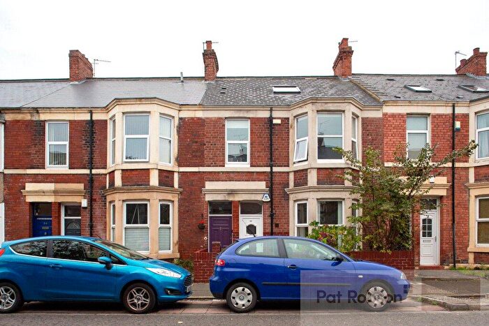 2 Bedroom Apartment To Rent In Kelvin Grove, Sandyford, Newcastle Upon Tyne, NE2