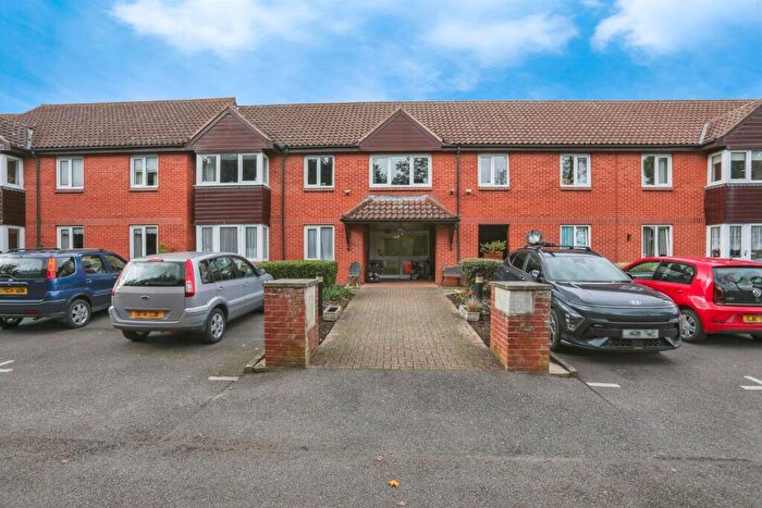1 Bedroom Flat For Sale In Violet Hill Road, Stowmarket, IP14