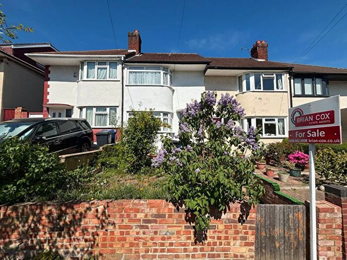3 Bedroom Terraced House For Sale In Carr Road, Northolt, UB5