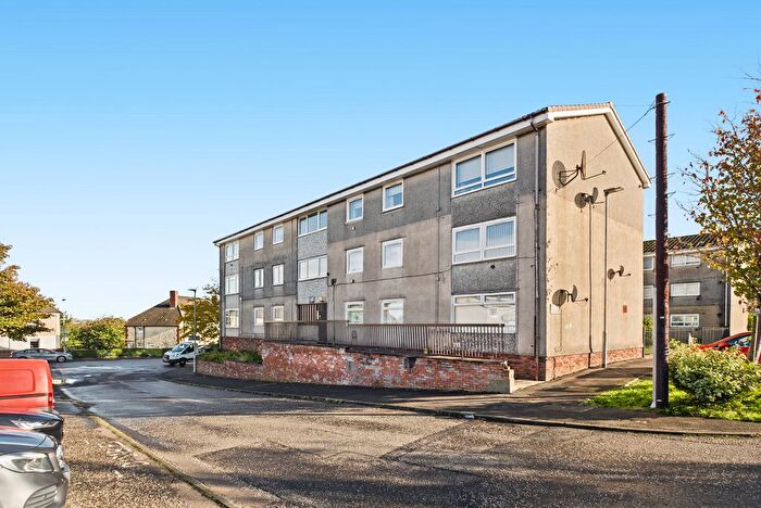 3 Bedroom Flat For Sale In Addiewell Place, Coatbridge, ML5