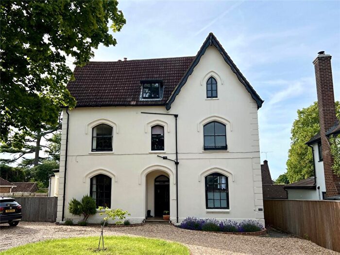 1 Bedroom Apartment For Sale In Epsom Road, Guildford, Surrey, GU1