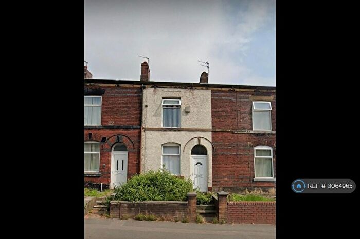 2 Bedroom Terraced House To Rent In Wash Lane, Bury, BL9