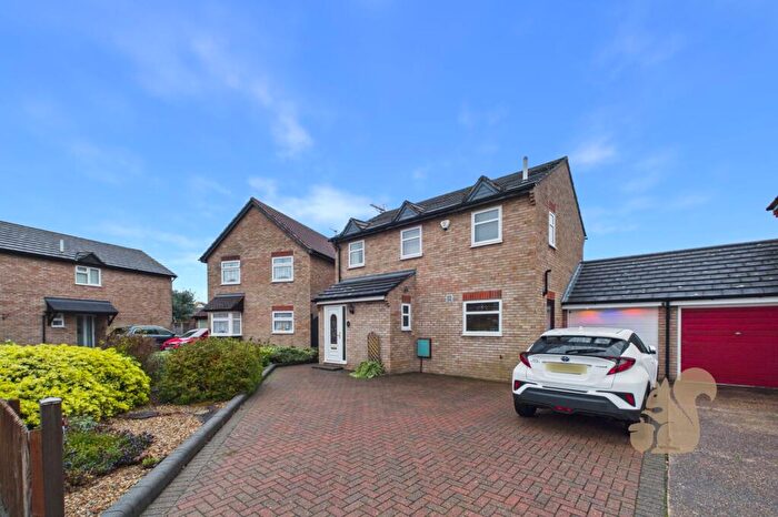 3 Bedroom Detached House For Sale In Copper Beeches, Stanway, CO3