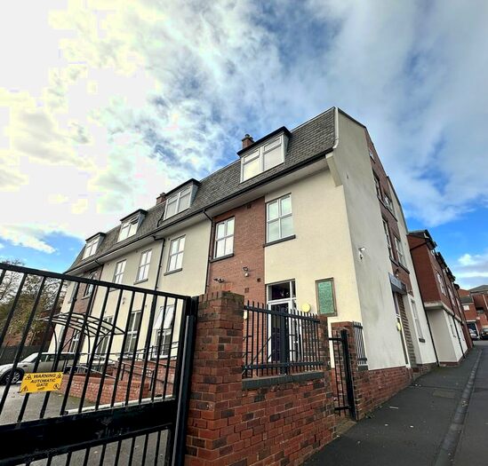 Studio For Sale In Lovell Park, Lovell Park Hill, Leeds, LS7