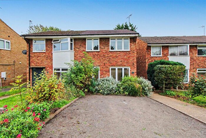 3 Bedroom Semi-Detached House For Sale In Mackenzie Road, Raunds, NN9