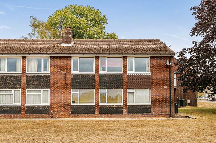 2 Bedroom Maisonette For Sale In Hiltingbury Road, Chandler's Ford, Eastleigh, SO53