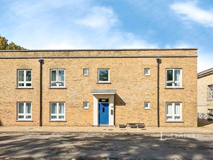 2 Bedroom Flat To Rent In Weevil Lane, Gosport, Hampshire, PO12