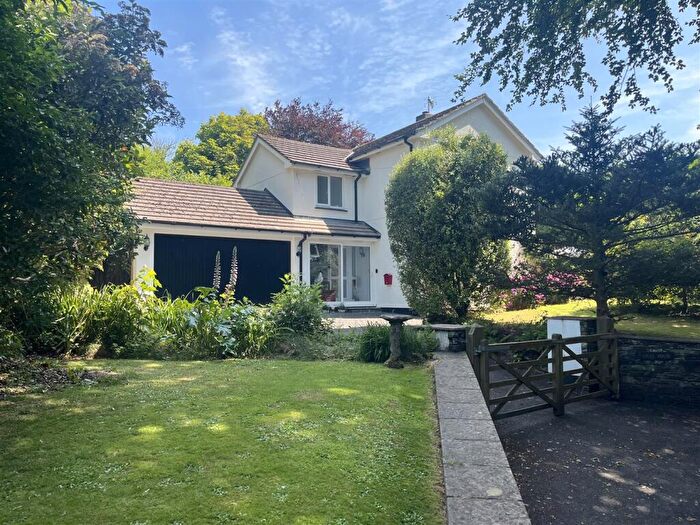 4 Bedroom Detached House For Sale In College Road, Camelford, PL32