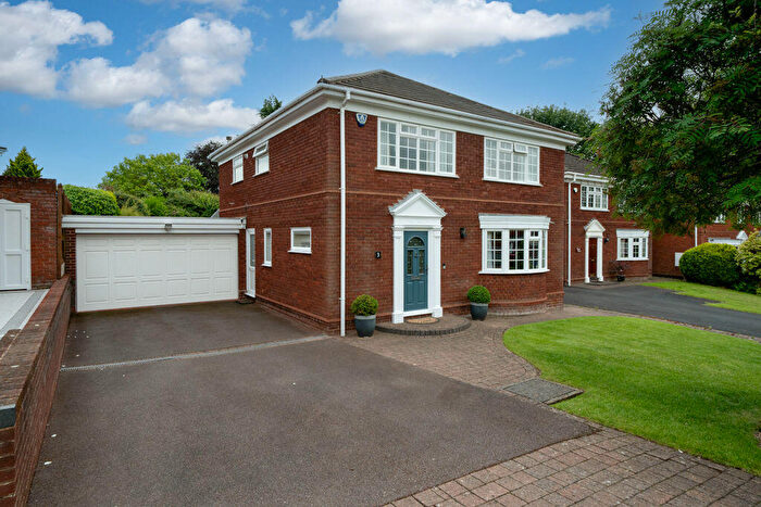 4 Bedroom Detached House For Sale In Mountain Ash Drive, Stourbridge, DY9