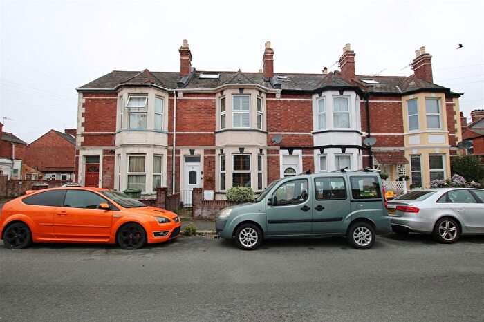 2 Bedroom Terraced House To Rent In Manor Road, Exeter, EX4