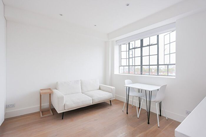 Studio For Sale In Sloane Avenue, Chelsea, SW3