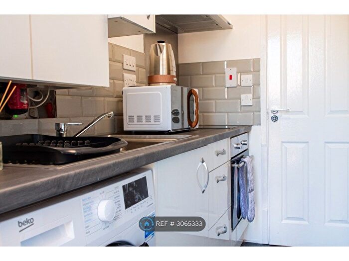 Studio To Rent In Aulton Drive, Sutton Coldfield, B75