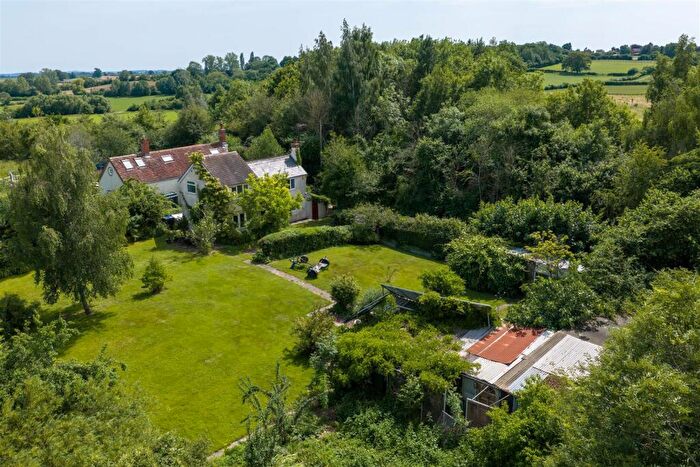 2 Bedroom Cottage For Sale In Brittons Lane, Lower Norton, Warwick, CV35