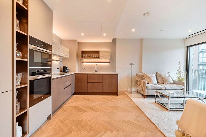 2 Bedroom Flat For Sale In Sands End Lane, Fulham, London, SW6