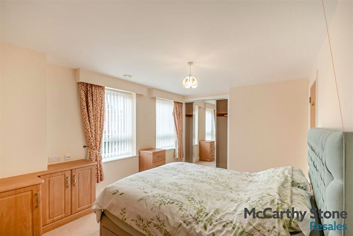 1 Bedroom Flat For Sale In Horton Mill Court, Hanbury Road, Droitwich, WR9