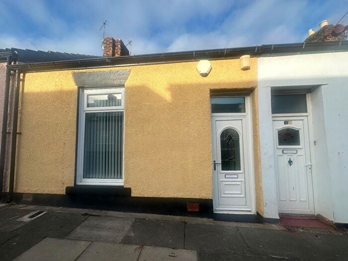 2 Bedroom Cottage To Rent In Tower Street, Sunderland, SR2