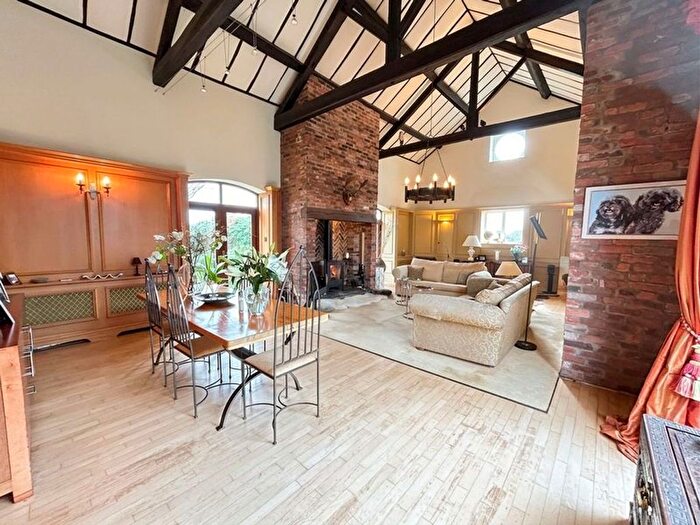 4 Bedroom Mews For Sale In Davenport, Congleton, CW12
