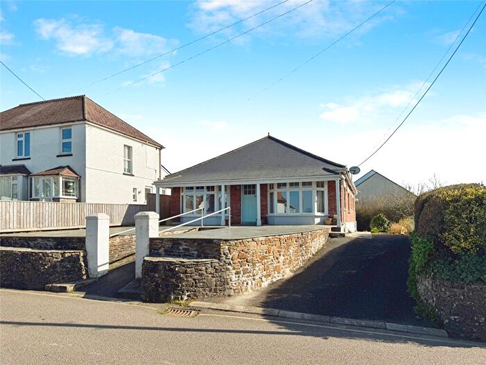 3 Bedroom Bungalow For Sale In Bodmin Street, Holsworthy, Devon, EX22