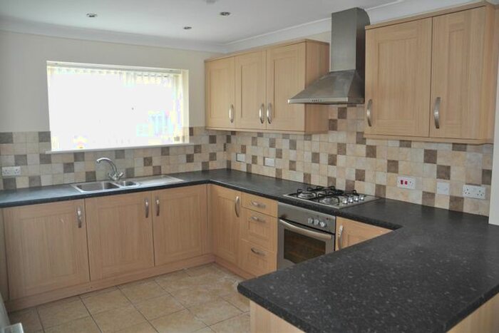 3 Bedroom Semi-Detached House To Rent In Garreglwyd Park, Holyhead, LL65