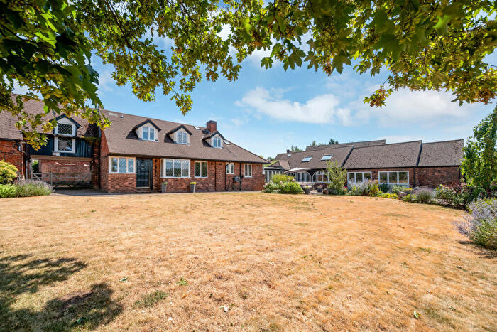5 Bedroom Barn Conversion For Sale In Anstey Lane, Thurcaston, LE7
