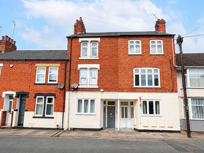 1 Bedroom Flat To Rent In Stanhope Road, Northampton, NN2