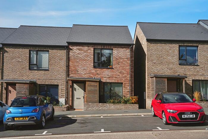 2 Bedroom End Of Terrace House For Sale In Constable Road, Bristol, BS7