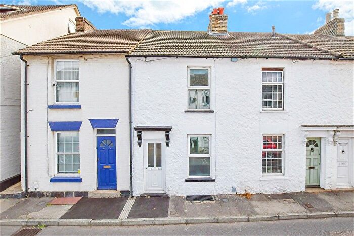 2 Bedroom Terraced House For Sale In Thornhill Place, Maidstone, Kent, ME14
