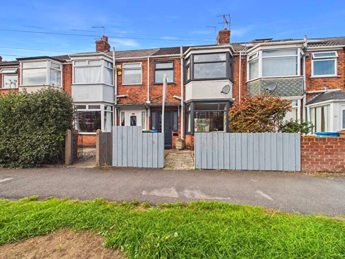 3 Bedroom Terraced House For Sale In Keswick Gardens, Hull, HU6