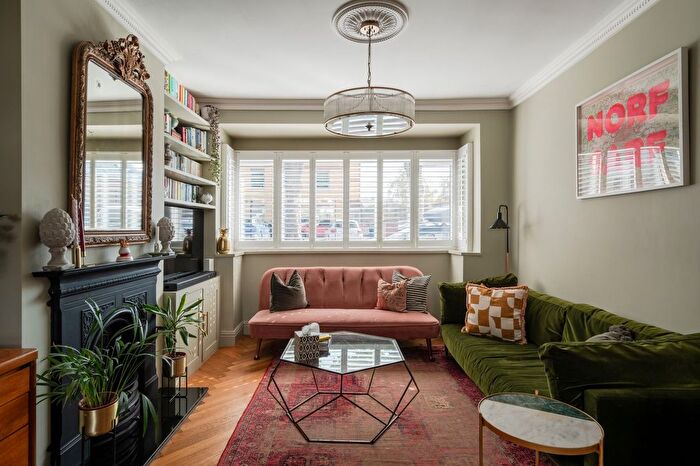 3 Bedroom Terraced House For Sale In Farmer Road, Leyton, London, E10