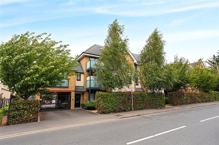 2 Bedroom Flat To Rent In Swan Road, Middlesex, UB7