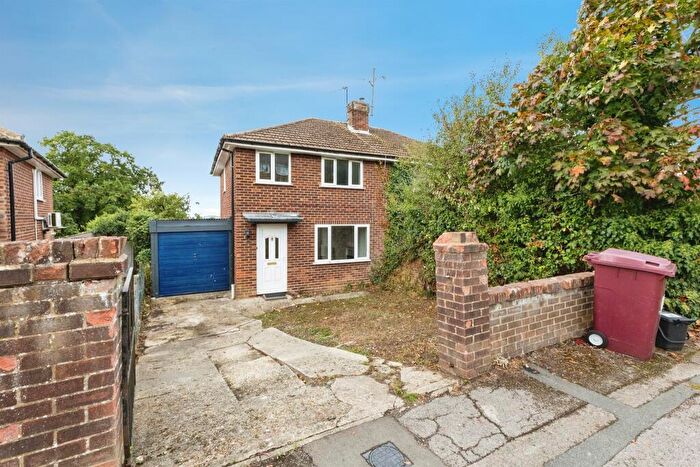 3 Bedroom Semi-Detached House For Sale In Birdhill Avenue, Reading, RG2