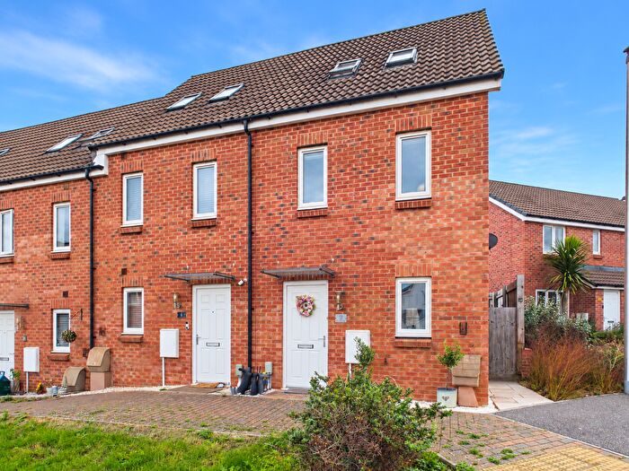 3 Bedroom End Of Terrace House For Sale In Stockham Lane, Cranbrook, EX5