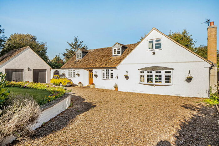 5 Bedroom Detached House For Sale In Main Street, Market Overton, Oakham, LE15