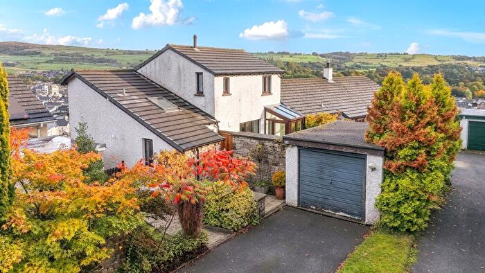 4 Bedroom Detached House For Sale In Serpentine Road, Kendal, LA9