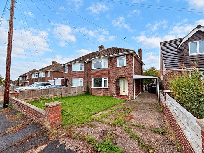 3 Bedroom Semi-Detached House To Rent In Gibson Road, High Wycombe, HP12