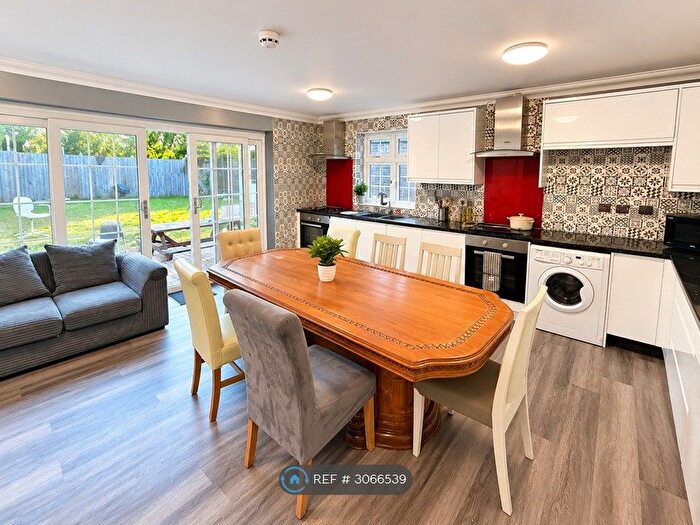 6 Bedroom Terraced House To Rent In Reading, Reading, RG2